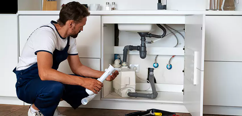 Plumbers for Frozen Pipes in Greenfield