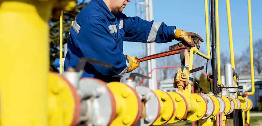 Emergency Gas Line Repair in Greenfield